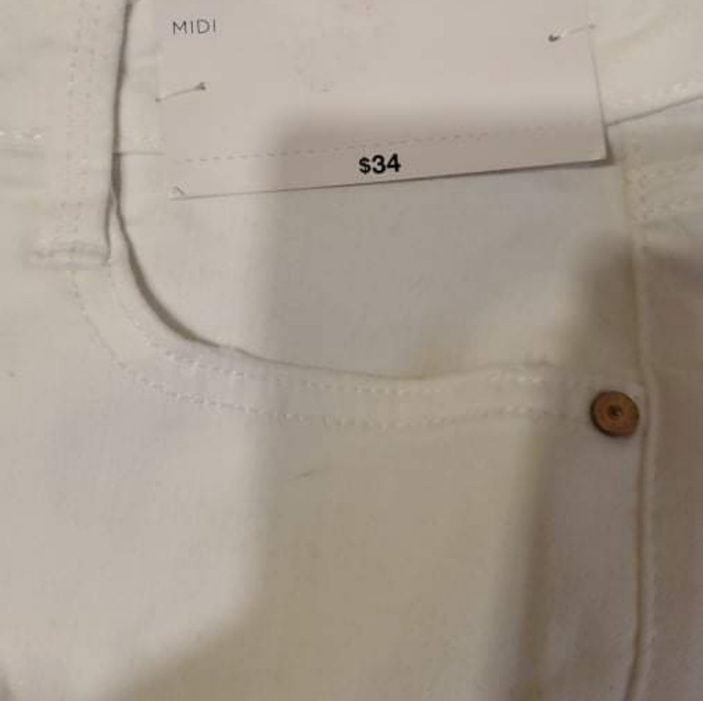 Arizona denim shorts size 34